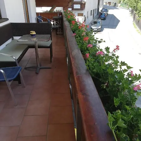 Haus Georg Habitación en casa particular Innsbruck